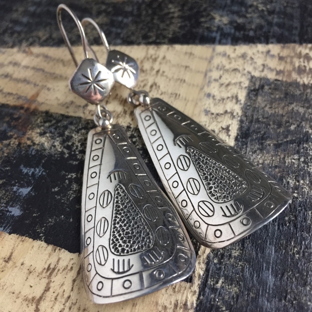Silpada sterling silver earrings Navajo design - Picture 9 of 9